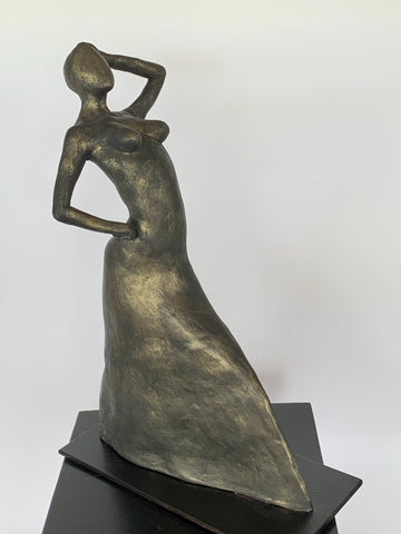 Sandy Voldeng, Dance the Night Away